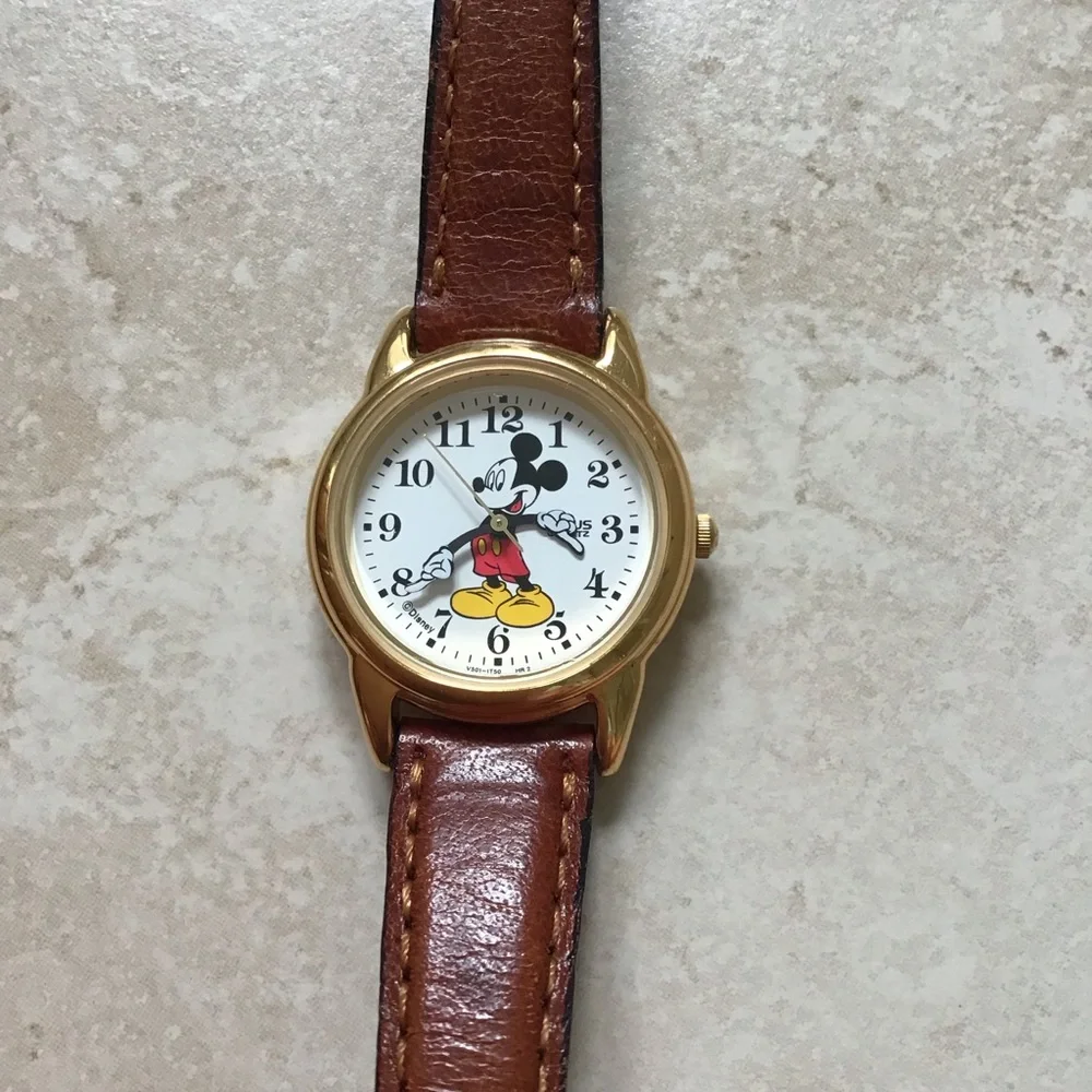 Vintage Disney Mickey Mouse Lorus Watch - Picture 7 of 10